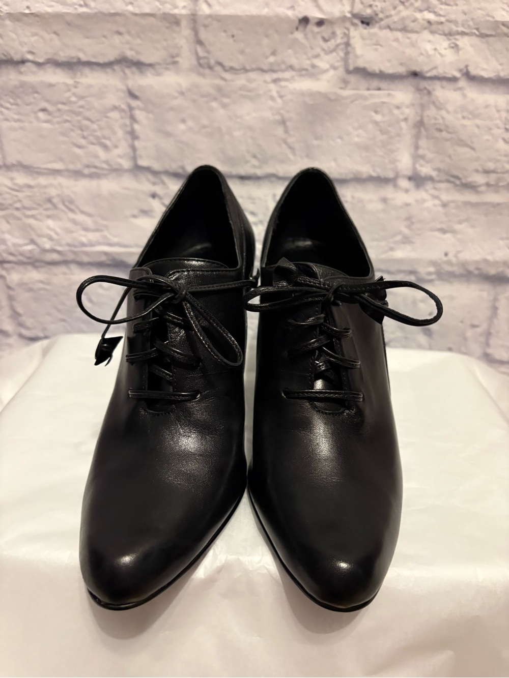 Naturalizer Classic Black Leather Lace-Up Women's Heeled Oxfords Size 5.5 - Picture 2 of 9